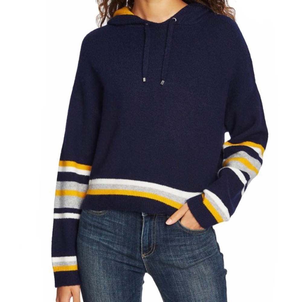 Court & Rowe Oxford Navy Blue Cropped Knit Hoodie